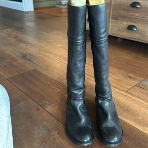 Frye size 9 Melissa Trapunto boot